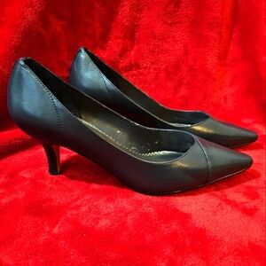 Bella-Vita Blue Leather Pumps- Size 10WW